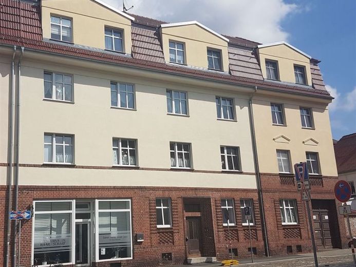 Frisch sanierte 4-Raum-Wohnung im Stadtzentrum von Torgau – Foto 1