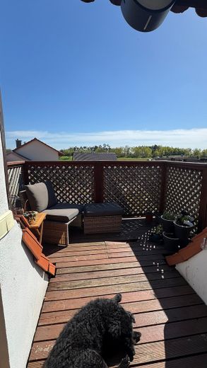 Herrschaftlich wohnen in nachhaltig sanierter DG-Wohnung mit Nebenkosten Fix-Pauschale! – Balkon DG