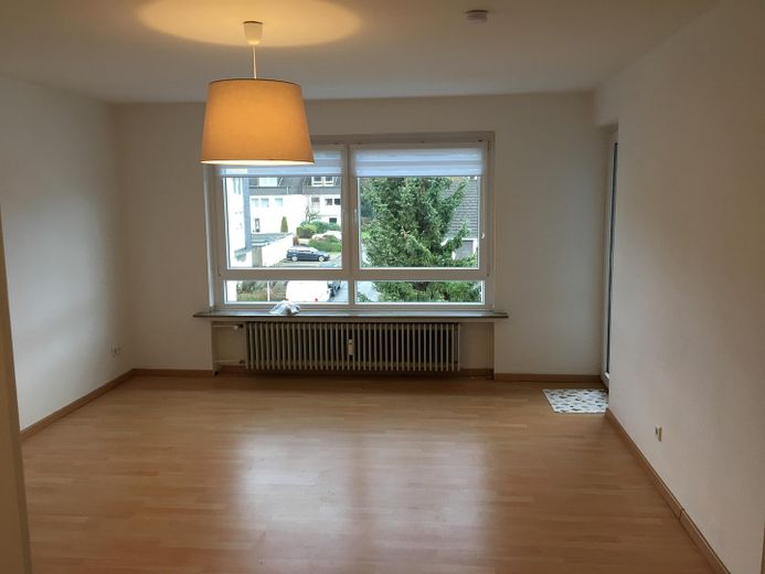 Schöne 3 Zimmerwohnung in Ratingen-Homberg – Wohnzimmer 1