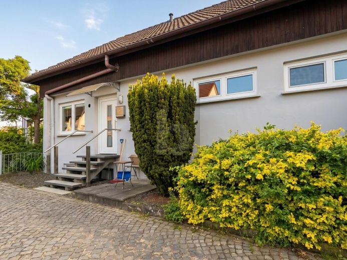 MODERNISIERT, GEPFLEGT UND FLEXIBEL NUTZBAR – Foto 1