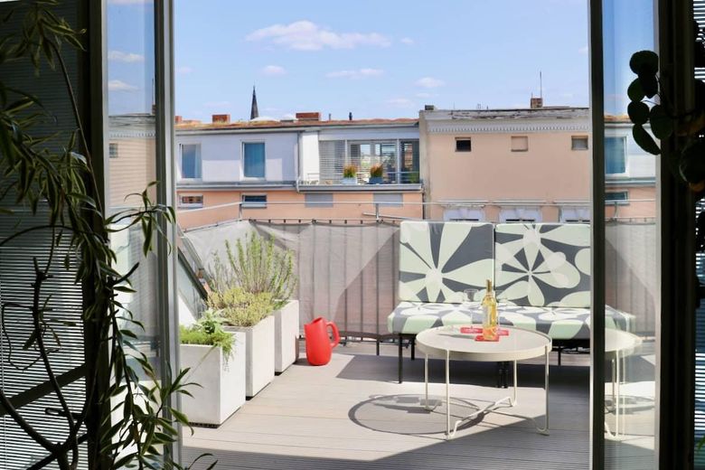 SANS COMMISSION : maisonette sous les combles à Bergmannkiez – Terrasse 5. OG