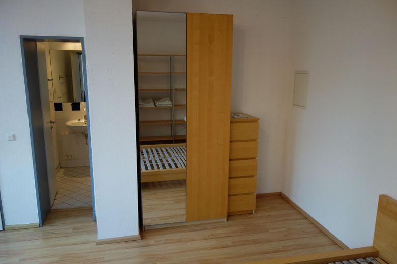 Zimmer für Studenten nahe TU Braunschweig; ca. 25m²; eigenes Bad – Zimmer