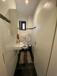 WOHNEN  &  VERMIETEN MIT GARTEN UND POOL – 1781199492_3fc0314.jpg