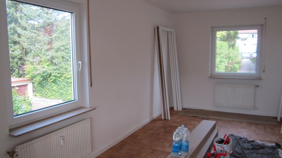 Zentrale ruhige 4,5-Zimmer-Wohnung mit großem Balkon 1. OG in Herrenberg Ziegelfeld von privat – Wohnen / Essen