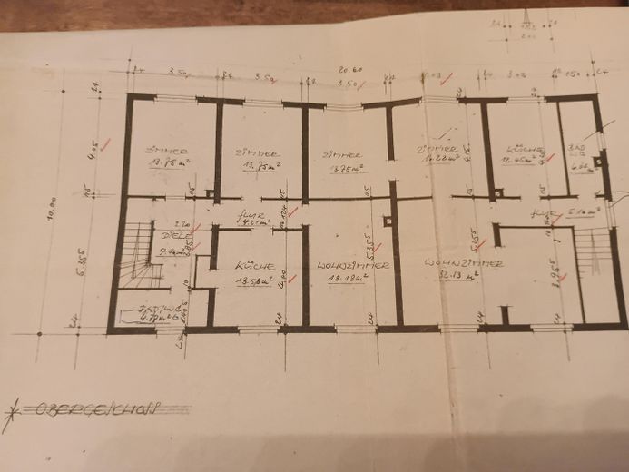 Edificio residencial con 4 unidades de vivienda, amplia parcela ajardinada y de patio, así como edificio comercial independiente – Obergeschoss