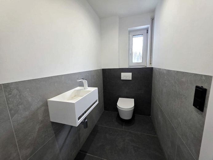 Provisionsfreie Maisonettewohnung mit ca. 123 m², 4,5 Zimmern und hochwertiger Ausstattung – WC