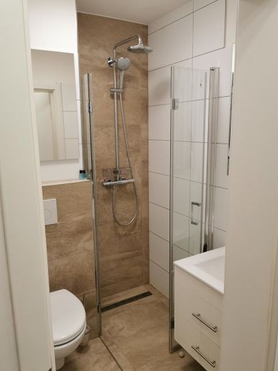 Delux Apartment Erstbezug in Stadtzentrum alles inkl. mit Balkon – Foto 4