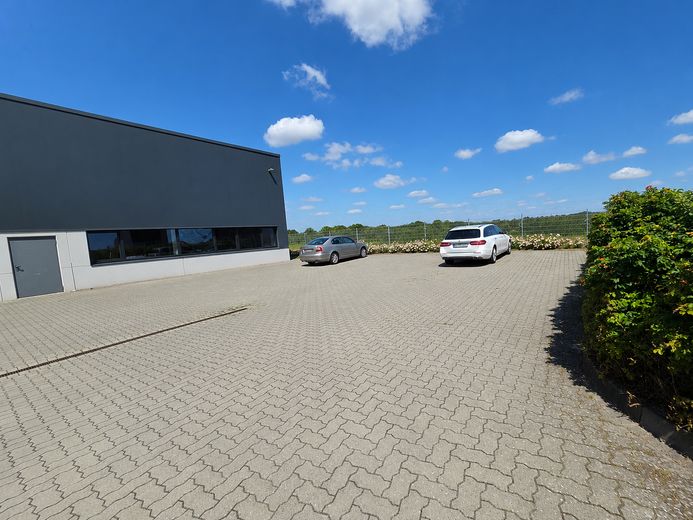 Hochwertige Gewerbeimmobilie mit 2 Hallen & Büro – Toplage an A1 bei Hamburg, von privat – Foto 3