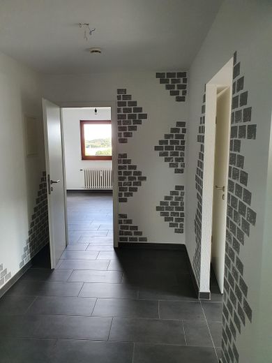 2-Zimmer-Wohnung in Vettelschoß – Flur
