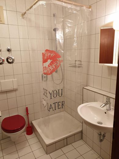 Toilett Bad