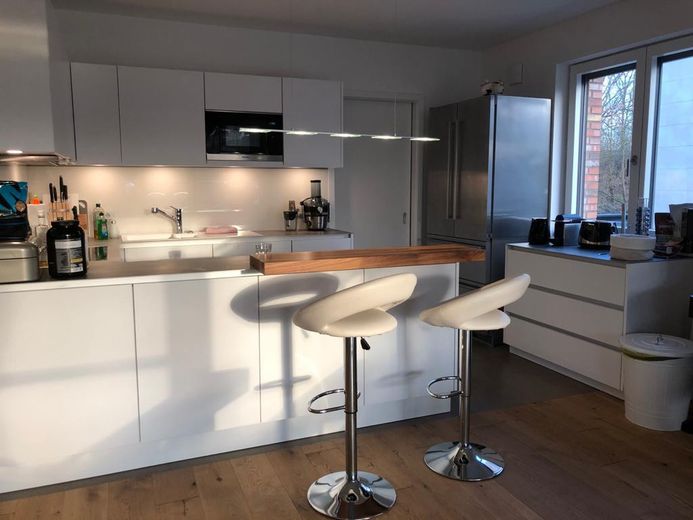 Hochwertige, neuwertige und großzügige Maisonettewohnung in Münster-St. Mauritz !! – Einrichtungsbeispiel Küche