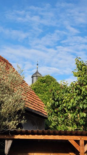 Historische Hofreite, wohnen der besonderen Art. Verkauf Provisionsfrei. – Aussicht Hof