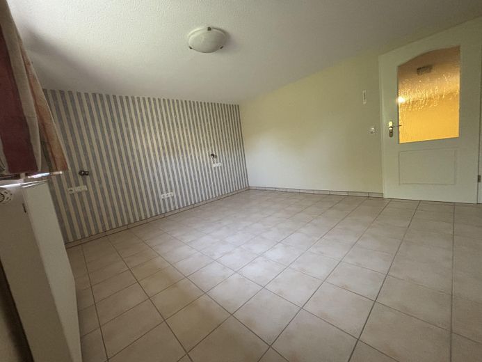 Einfamilienhaus auf großem Grundstück – Gästezimmer