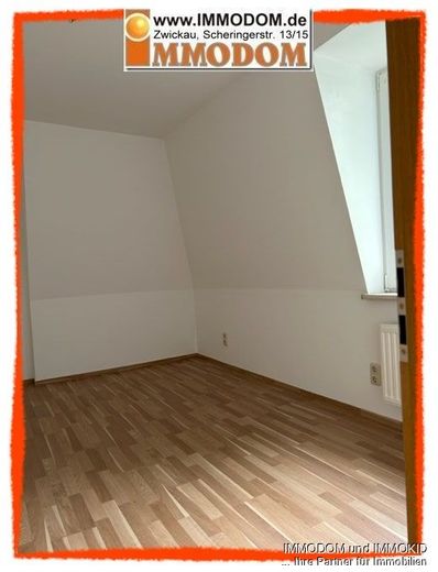 2-Zimmer-Dachwohnung mit Dusche in Küche +++ Einzug sofort möglich +++ preiswert zu vermieten! – Schlafen