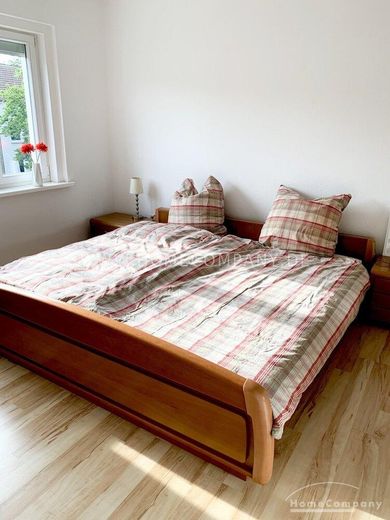 3 Zi.Whg., möbliert, – ab5a775566d28c97b316dba6b15bd8250cdb8743.jpg