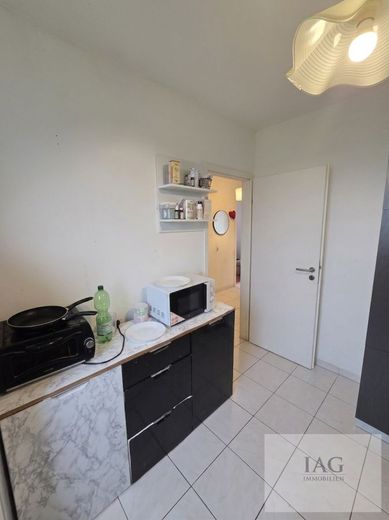 3-Zimmer-Wohnung mit Weitblick in zentraler Lage von Dietzenbach – Küche Bild 1