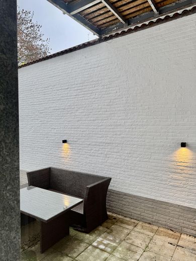 Gartenwohnung im Hochparterre im Herzen von Eicken – TERRASSE