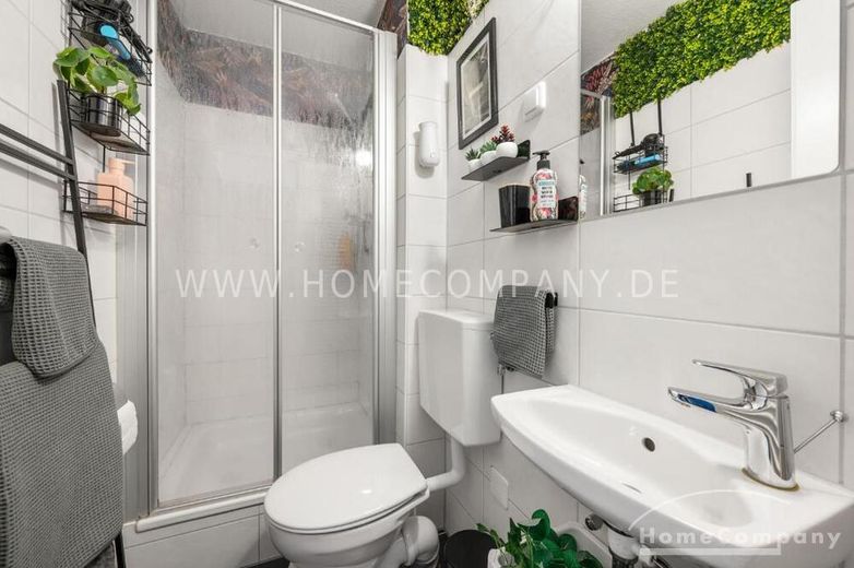 Offenbach AG8072785 – komplett möbliertes Apartment – 5ecd0c1bae9abbd0d6a07cbb7627e43e2f9f424e.jpg