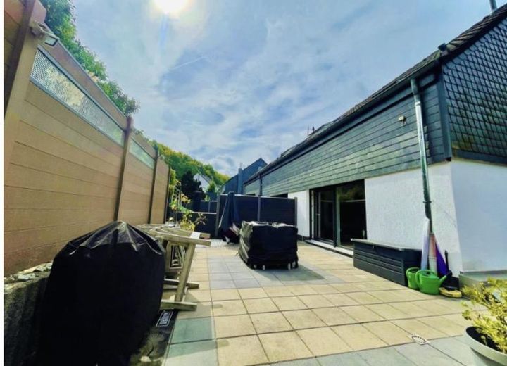 Liebevoll modernisiertes EFH, EEK B, mit Terrasse, Dachterrasse & Garage – Foto 14