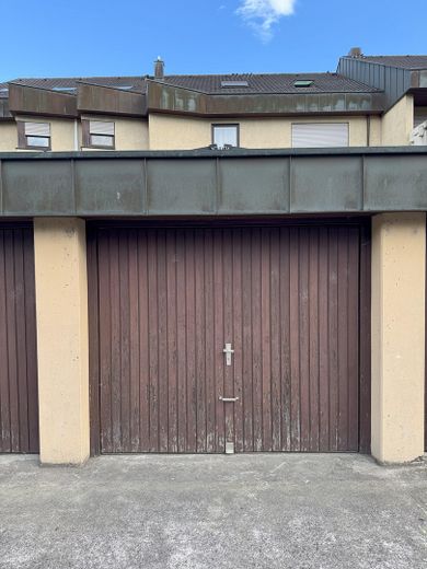 Geschlossene Garage