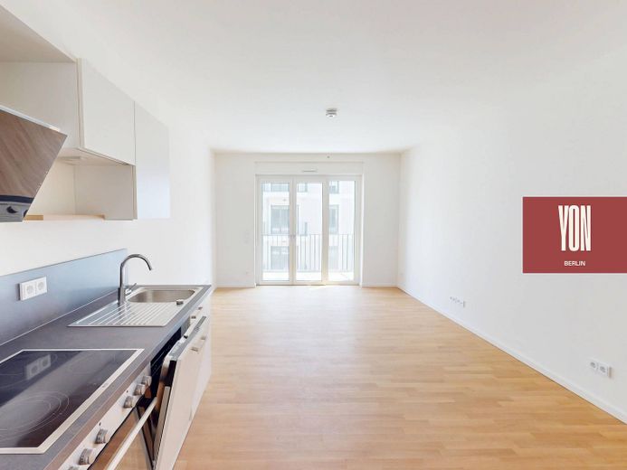 YON BERLIN - Moderne 2-Zimmer-Neubauwohnung mit EBK und sonnigem BALKON in Berlin-Friedenau – Ansicht II: Wohn- und Esszimm…