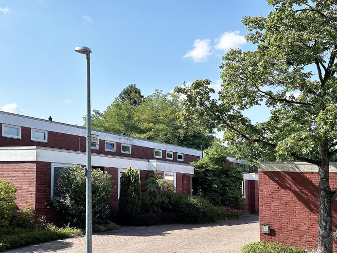 Gartenhof-Reihenhaus in Hannover-Marienwerder – Hauszugänge in Gang