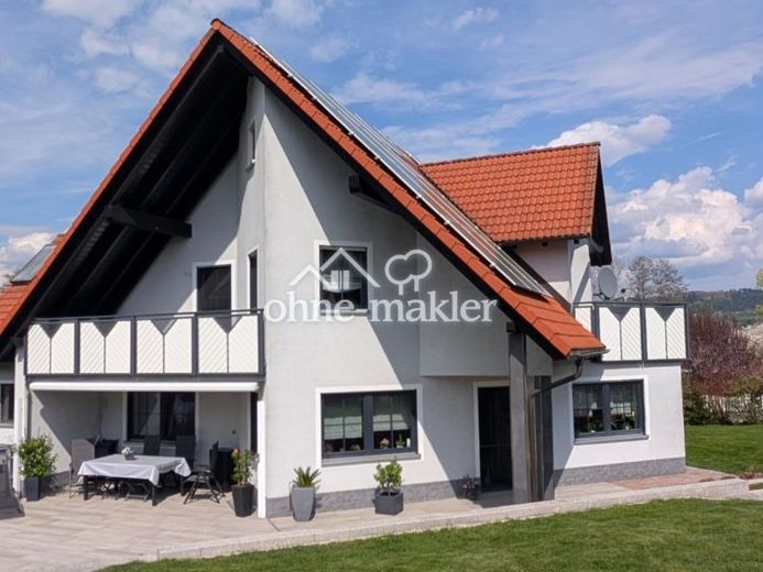 -Maklerfrei- Top gepflegtes, komfortables Familienhaus mit nachhaltiger Technik und Traumgarten – फोटो 1
