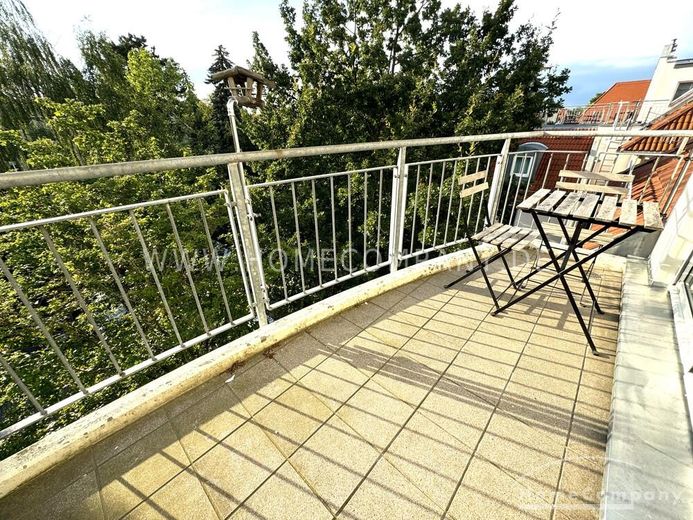 23447 HomeCompany Dresden Möbliert/Furnished Studio Apartment in Dresden mit Balkon Nähe Universität max. 2 Personen – f229ff4ba64b3d3b199ebe7a112c8b8a48897ab5.jpg