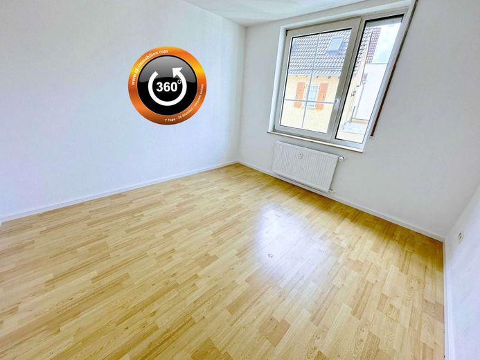 Hell. Großzügig. Sofort einziehen. 2,5-Zi mit geschütztem Balkon – Schlafen