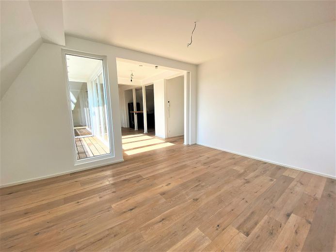 Exklusive 4-Zimmer-Maisonette-Wohnung im Dachgeschoss mit 2 Balkonen – Rüttenscheid – Foto 8