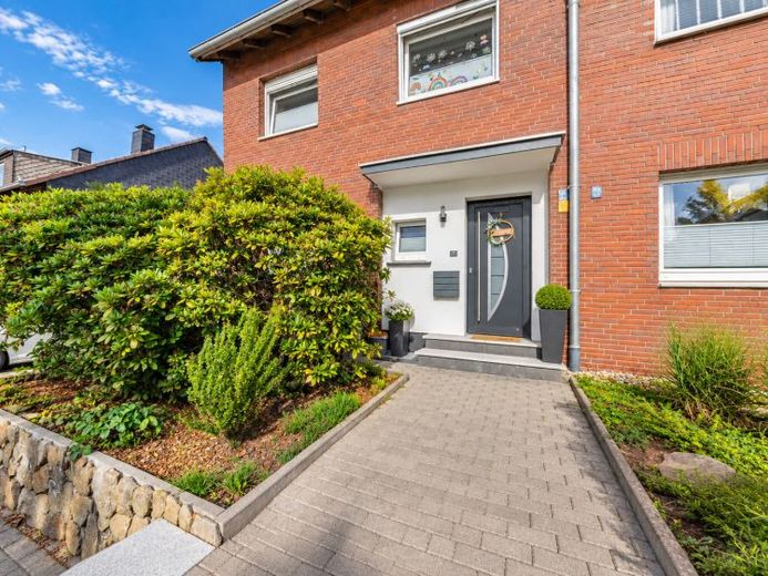Ein Zuhause für ein ganzes Leben: Hier fangen Geschichten an – Foto 1