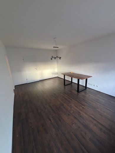 Bonito apartamento de 3 habitaciones con balcón! – Foto 4