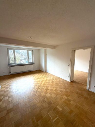 Durchgang zu Zimmer 2