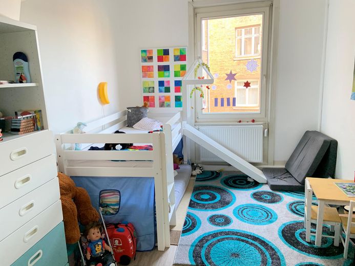 Maklerfrei: Altbau-Wohnung mit Charme in begehrter Lage! – Kinderzimmer