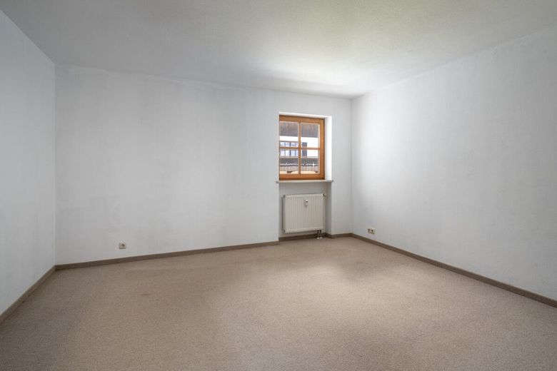 Bergblick inklusive - 2-Zimmer-Wohnung in Schleching – Ruhiges Schlafzimmer