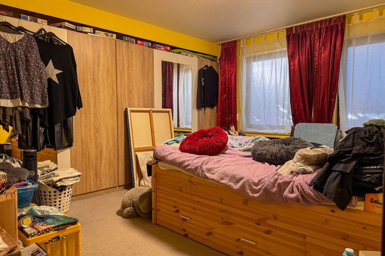 Wohnen auf einer Ebene - Bungalow mit 3 Zimmern, Carport sowie Garage und großen Garten in Garlstedt – Schlafzimmer 2