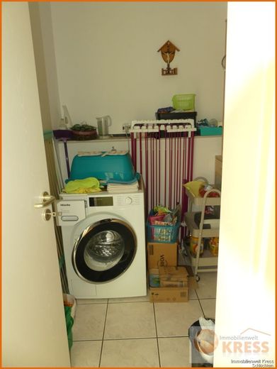 Moderne, zentrale, komfortable 3-Zimmer ETW 1.OG, Balkon, neuwertiger EBK und 3 PKW-Stellplätzen – Bild 11
