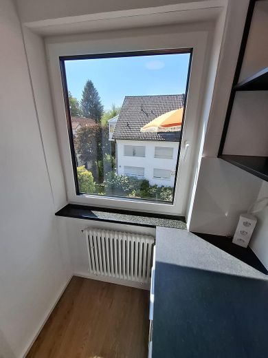 Erstbezug nach Komplettsanierung – voll möbliertes Apartment in U-Bahn-Nähe (U3) – Aktueller Stand 30.07