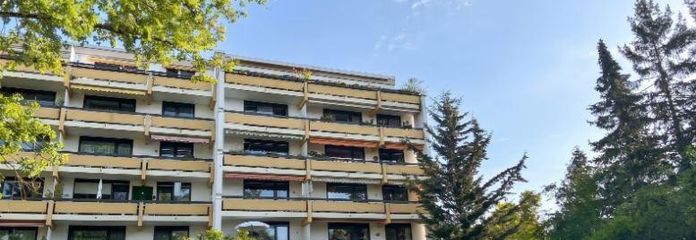 2 कमरों का अपार्टमेंट, ग्रेफ़ेल्फ़िंग, 61,7 m², दक्षिणमुखी बालकनी, लिफ्ट, बिना कमीशन – Außenansicht