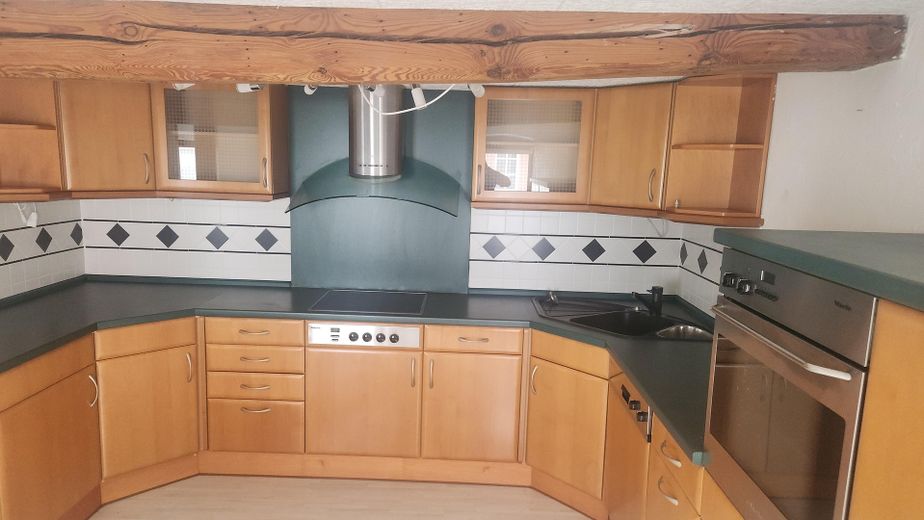 3 Zimmer Wohnung im OG mit Balkon – Küche