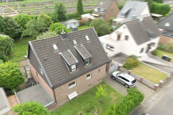 Vielseitiges Haus mit Charme – ideal für Mehrgenerationen, Arbeiten & Wohnen oder Vermietung