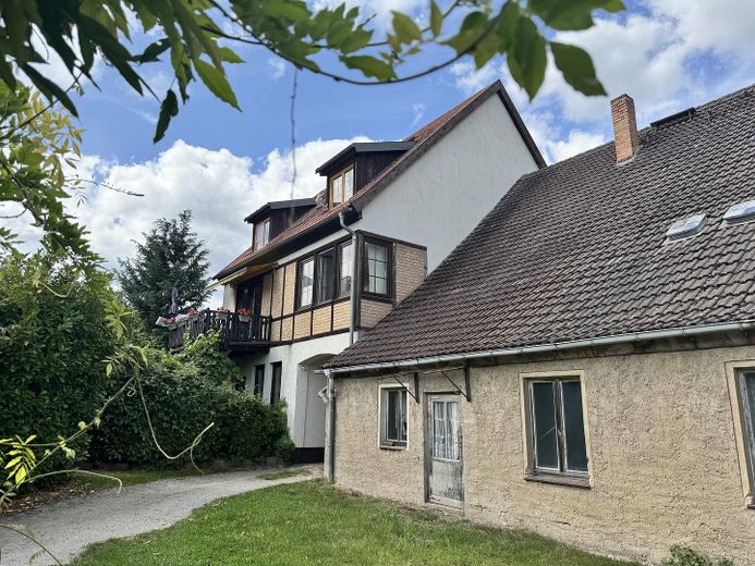 Yield rental house and agricultural areas in Mirow – Hofansicht