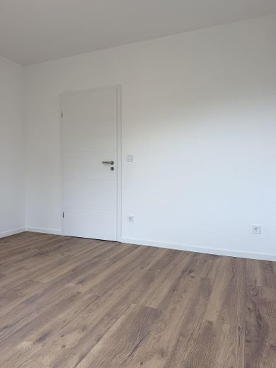 Top Kernsanierte 3-Zi.-Wohnung | Erstbezug | Aufzug | Garage – Kinderzimmer