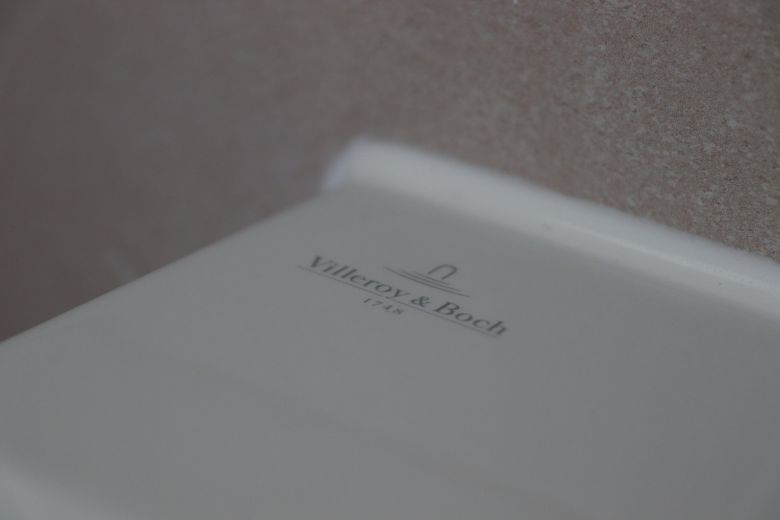 Neubau-DHH in Magdeburg-Diesdorf / familienfreundlicher Garten / Photovoltaik / 2 Stellplätze – Villeroy & Boch Keramik