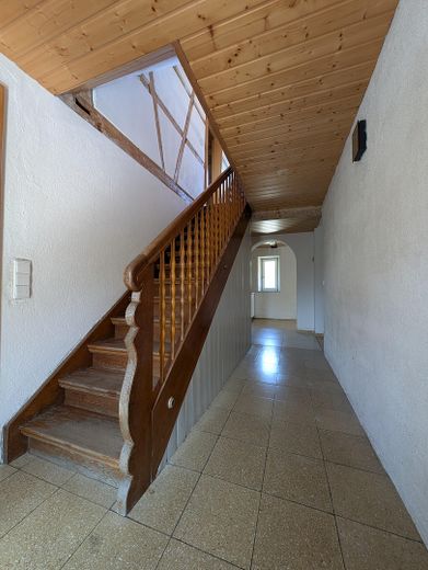 Freistehendes Haus, wunderschöner Garten und Freisitz, sofort frei + Ohne Provision – Eingangsbereich