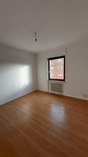 Sonnige 2-Zimmer Altbauwohnung mit Flair und viel Potential – Zimmer 2