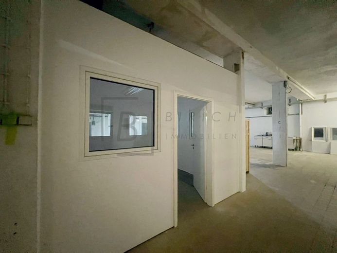 Renditeobjekt Wohnhaus /Produktions- Lagerhalle 3300m² auf 2225m² Grundstück, nähe A7 Kempten – Büro UG