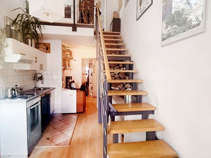 Duplex de 2 pièces avec loggia et espace nuit en mezzanine à Fribourg-Zähringen – Photo 1