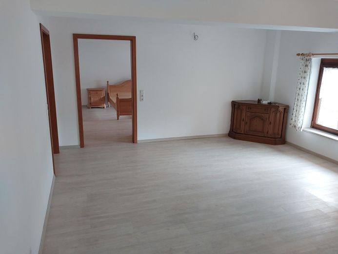 attraktive Senioren 3-Zimmer-Wohnung in Lorch mit Aufzug – Wohnzimmer