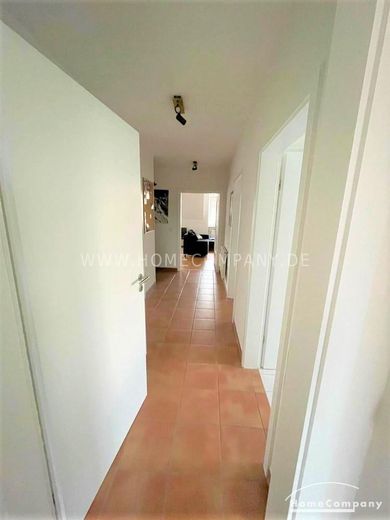 24697 Möbliert/Furnished 3-Zimmer Wohnung mit Loggia in Dresden-Striesen max. 2 Personen – 60a4e01232e23a5f1ad81c8277613c86cbc2804a.jpg